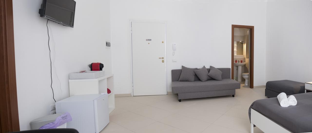 Hotel Enjoy Trani Exterior foto